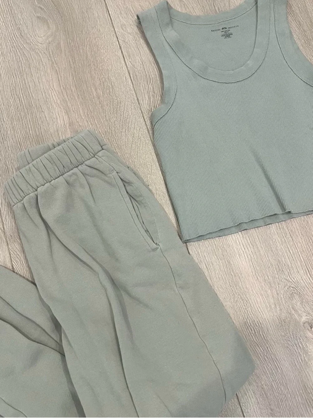 Sage green brandy melville set - Picture 3 of 3